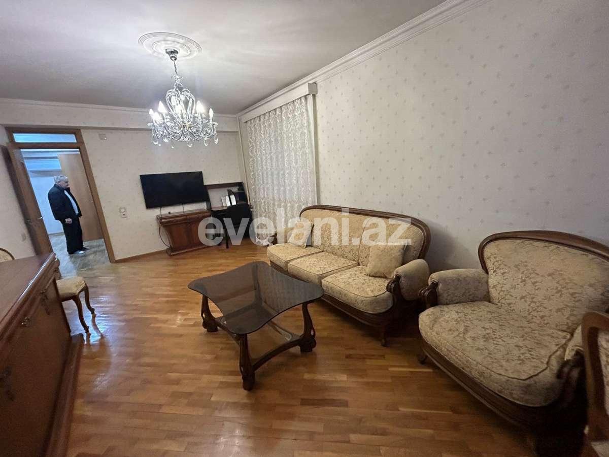 Kirayə verilir, köhnə tikili, 2 otaqlı, 60 m², Bakı, Səbail r, 28 may m.
