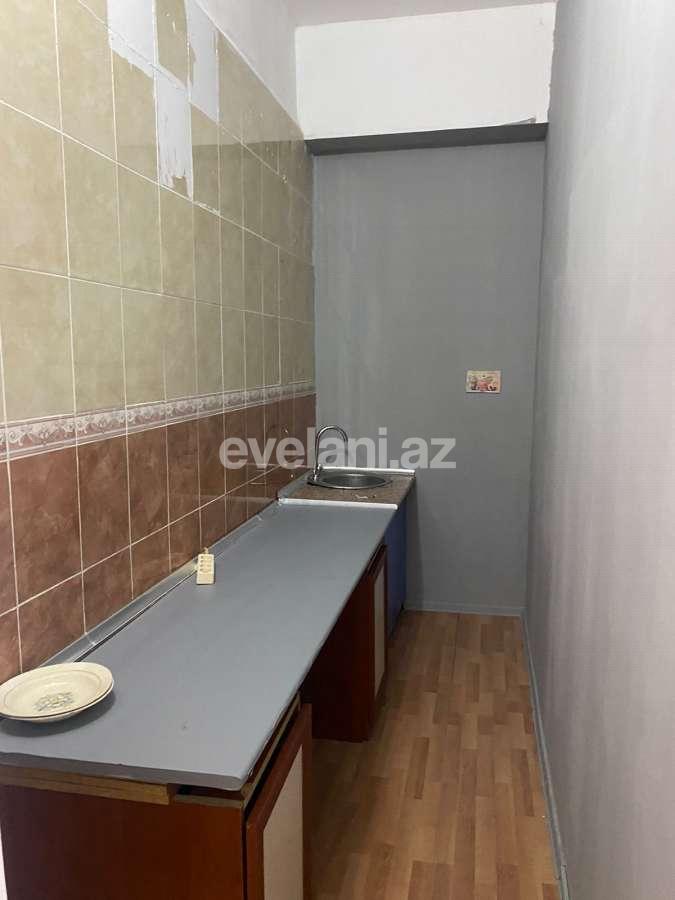 Сдаётся, офис, 5-комнаты, 200 m², Баку, Хатаинский r, Шах Исмаил Хатаи m.