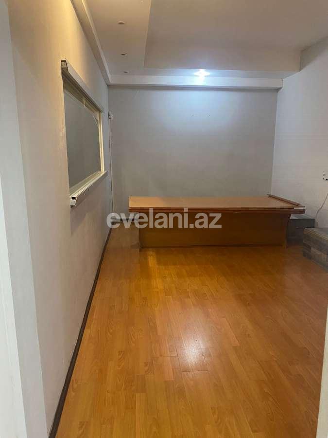 Сдаётся, офис, 5-комнаты, 200 m², Баку, Хатаинский r, Шах Исмаил Хатаи m.