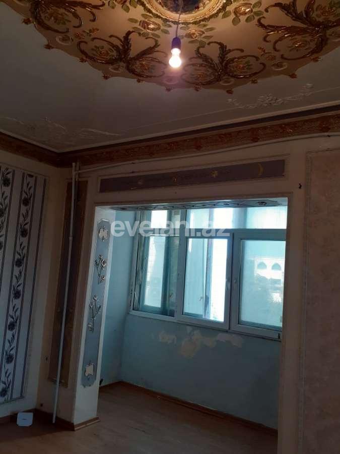 Satılır, köhnə tikili, 1 otaqlı, 47 m², Bakı, Binəqədi r, Azadlıq prospekti m.
