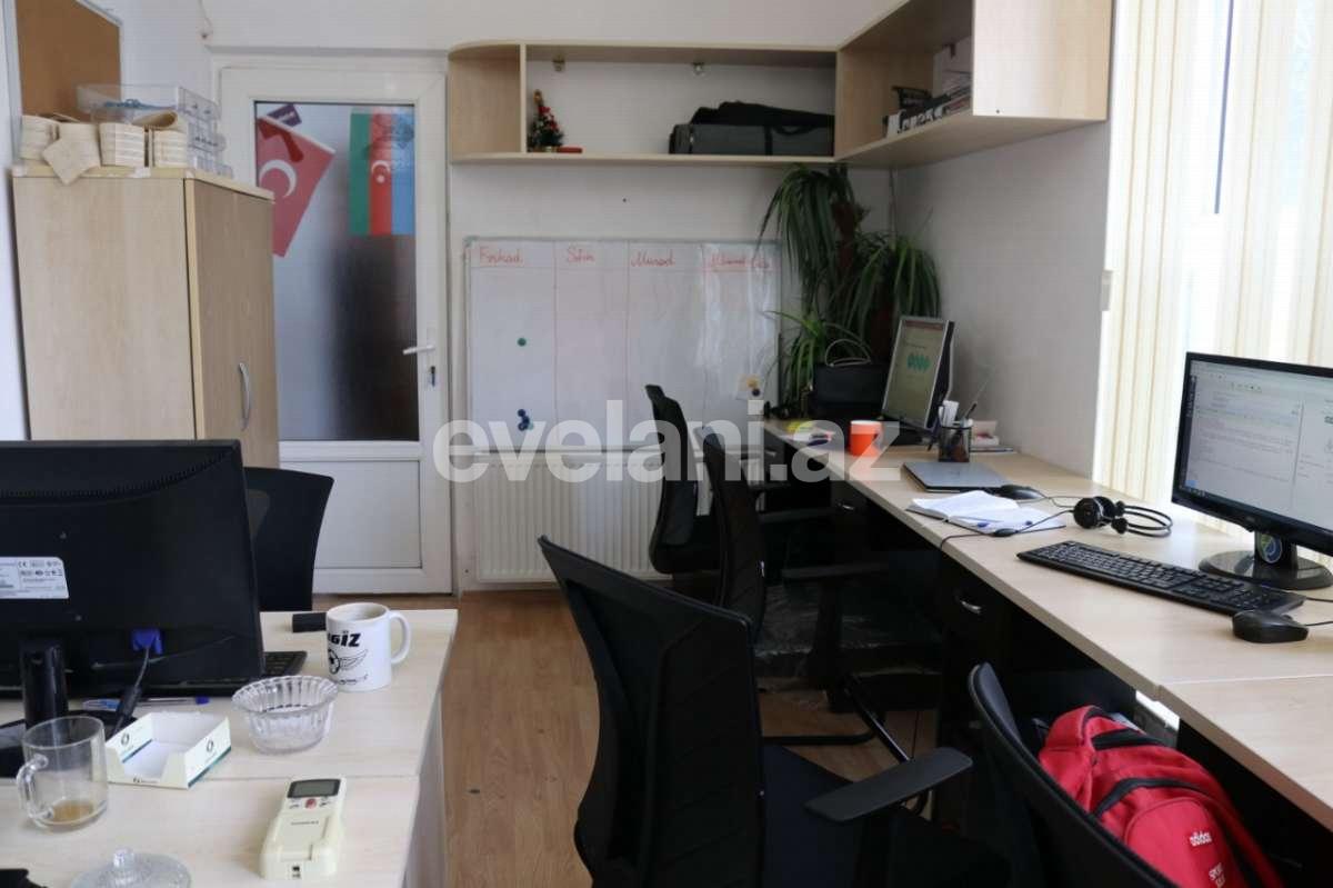 Satılır, ofis, 10 otaqlı, 190 m², Bakı, Yasamal r.
