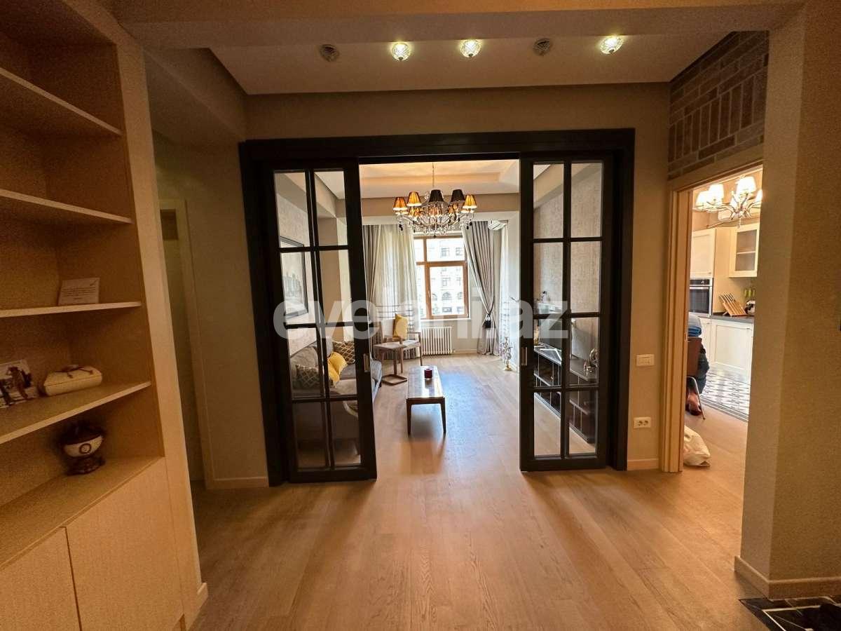 Satılır, yeni tikili, 2 otaqlı, 67 m², Bakı, Nərimanov r, Nəriman Nərimanov m.