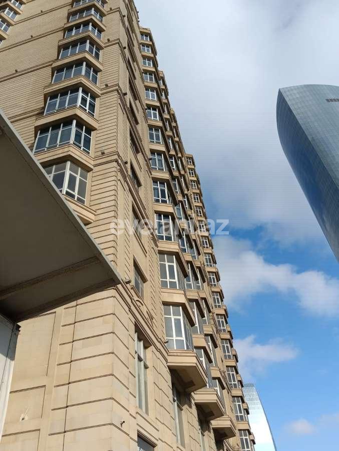 Satılır, yeni tikili, 3 otaqlı, 153 m², Bakı, Nəsimi r, 28 may m.