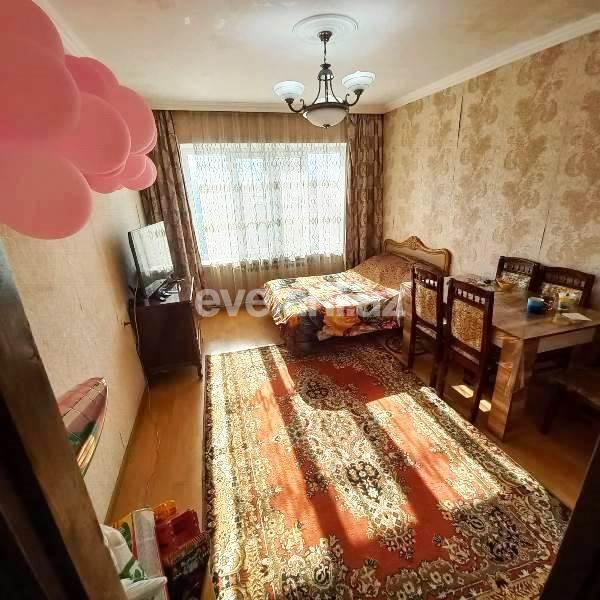Satılır, köhnə tikili, 3 otaqlı, 93 m², Bakı, Sabunçu r, Bakıxanov q.