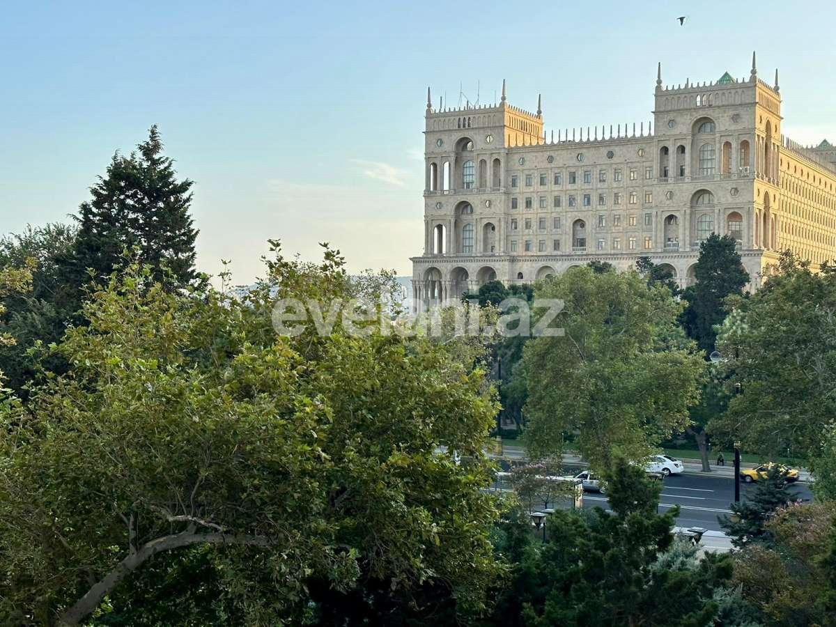 Rent, new building, 3 room, 70 m², Baku, Sabail r, Sahil m.