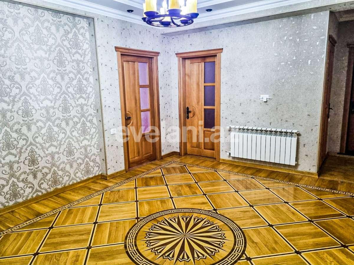 Kirayə verilir, yeni tikili, 3 otaqlı, 135 m², Bakı, Nizami r, Qara Qarayev m.