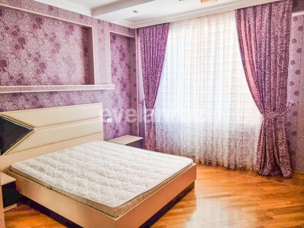 Kirayə verilir, yeni tikili, 3 otaqlı, 135 m², Bakı, Nizami r, Qara Qarayev m.