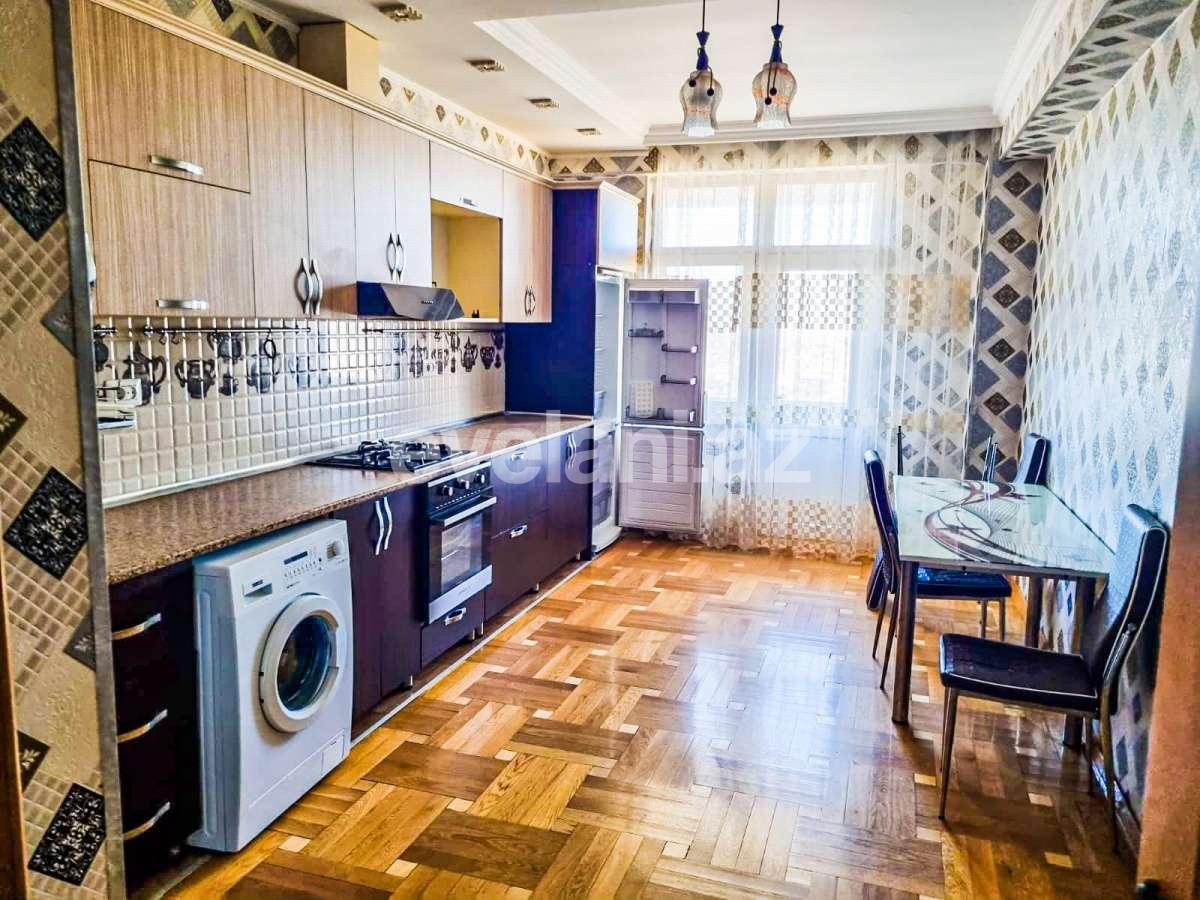 Kirayə verilir, yeni tikili, 3 otaqlı, 135 m², Bakı, Nizami r, Qara Qarayev m.
