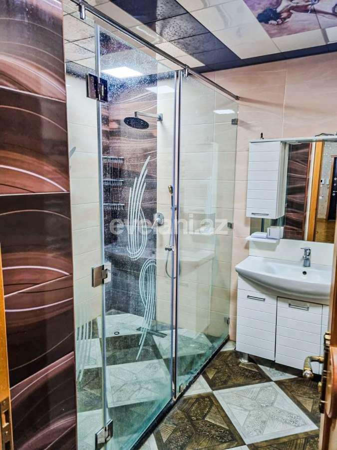 Kirayə verilir, yeni tikili, 3 otaqlı, 135 m², Bakı, Nizami r, Qara Qarayev m.