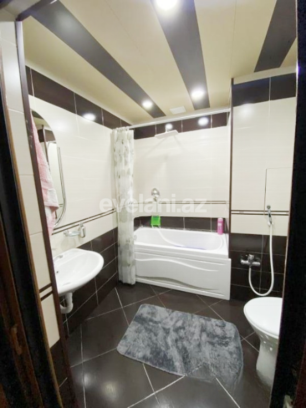 Sale, old building, 2 room, 65 m², Baku, Khatai r, Ahmedli d, Hazi Aslanov m.