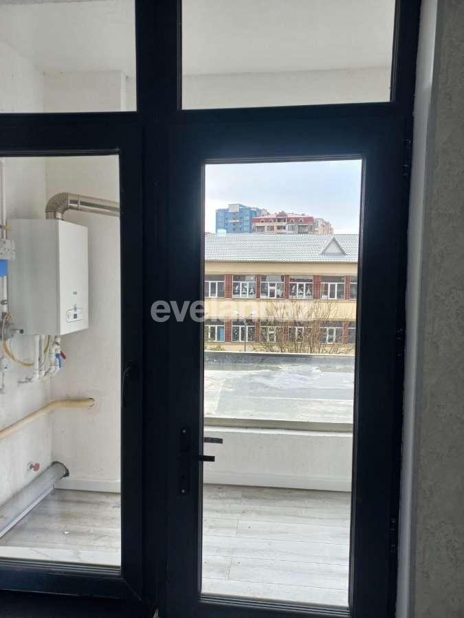 Satılır, yeni tikili, 3 otaqlı, 63 m², Bakı, Nəsimi r, 4-cü mikrorayon q, Memar Əcəmi m.
