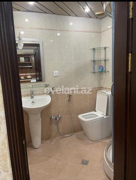 Rent, old building, 2 room, 76 m², Baku, Yasamal r, Inshaatchilar m.