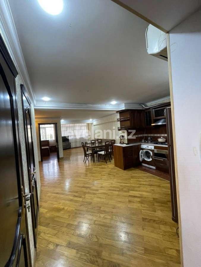 Rent, old building, 2 room, 76 m², Baku, Yasamal r, Inshaatchilar m.