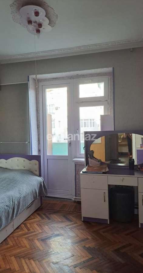 Satılır, köhnə tikili, 5 otaqlı, 119.99 m², Bakı, Xətai r, Həzi Aslanov m.