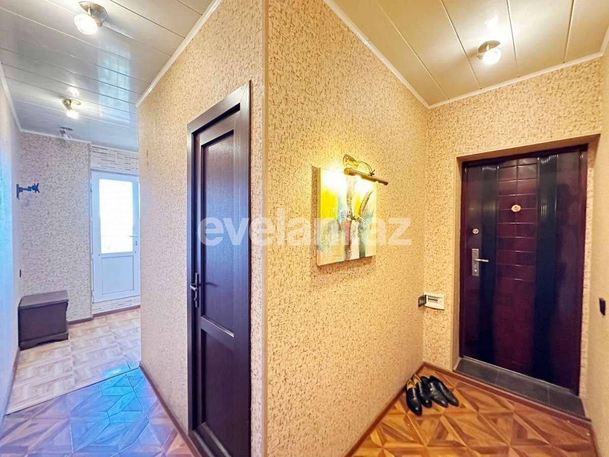 Sale, old building, 1 room, 40 m², Baku, Surakhani r, Yeni Guneshli d, Khalglar Doslugu m.