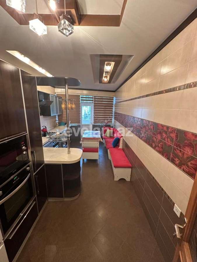 Kirayə verilir, yeni tikili, 3 otaqlı, 130 m², Bakı, Xətai r, Şah İsmayıl Xətai m.