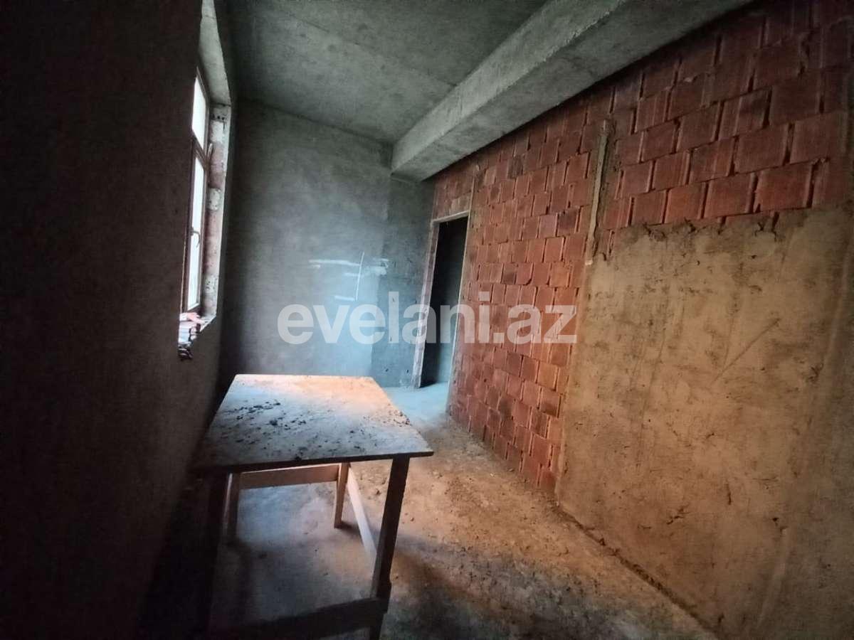 Satılır, yeni tikili, 3 otaqlı, 105 m², Bakı, Binəqədi r, 8-ci mikrorayon q, Azadlıq prospekti m.