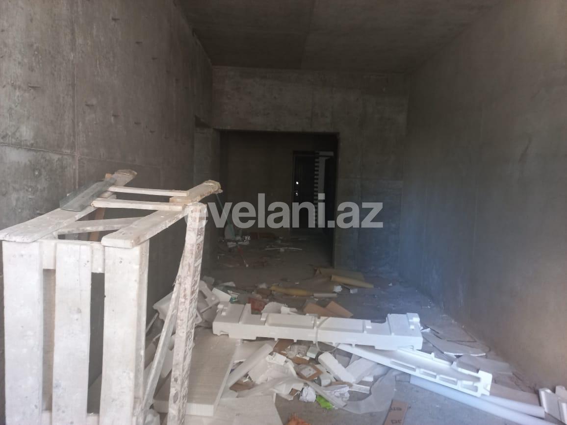 Satılır, yeni tikili, 3 otaqlı, 105 m², Bakı, Binəqədi r, 8-ci mikrorayon q, Azadlıq prospekti m.