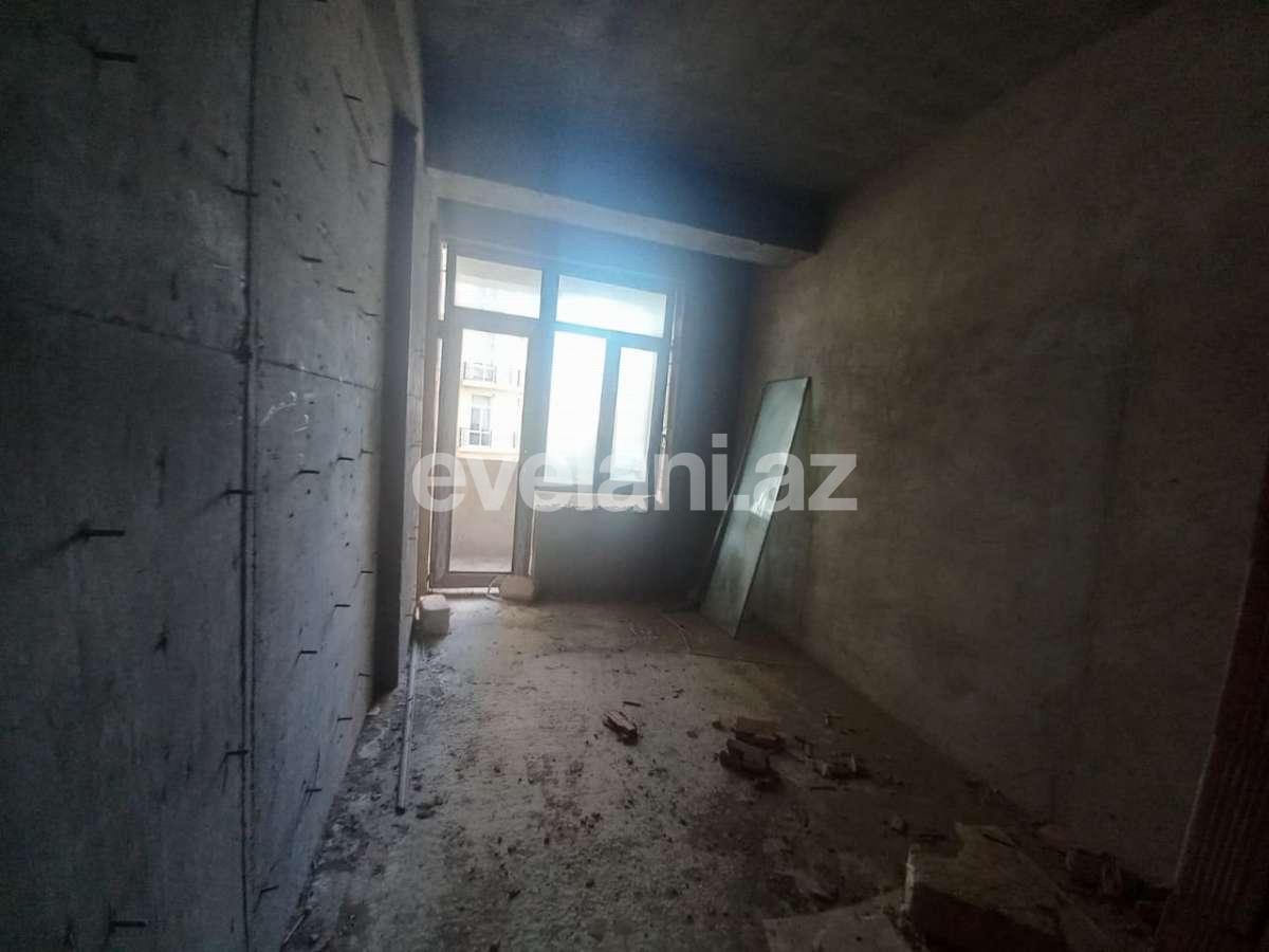 Satılır, yeni tikili, 3 otaqlı, 105 m², Bakı, Binəqədi r, 8-ci mikrorayon q, Azadlıq prospekti m.