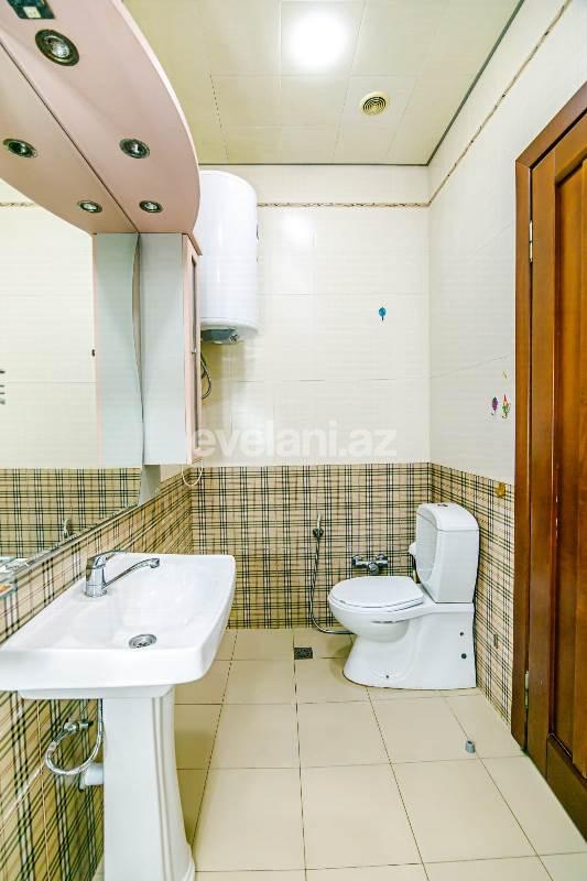 Satılır, köhnə tikili, 3 otaqlı, 80 m², Bakı, Səbail r, Sahil m.