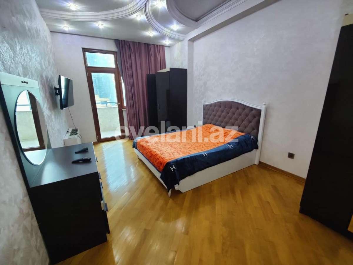 Сдаётся, новостройка, 4-комнаты, 200 m², Баку, Насиминский r, Шах Исмаил Хатаи m.