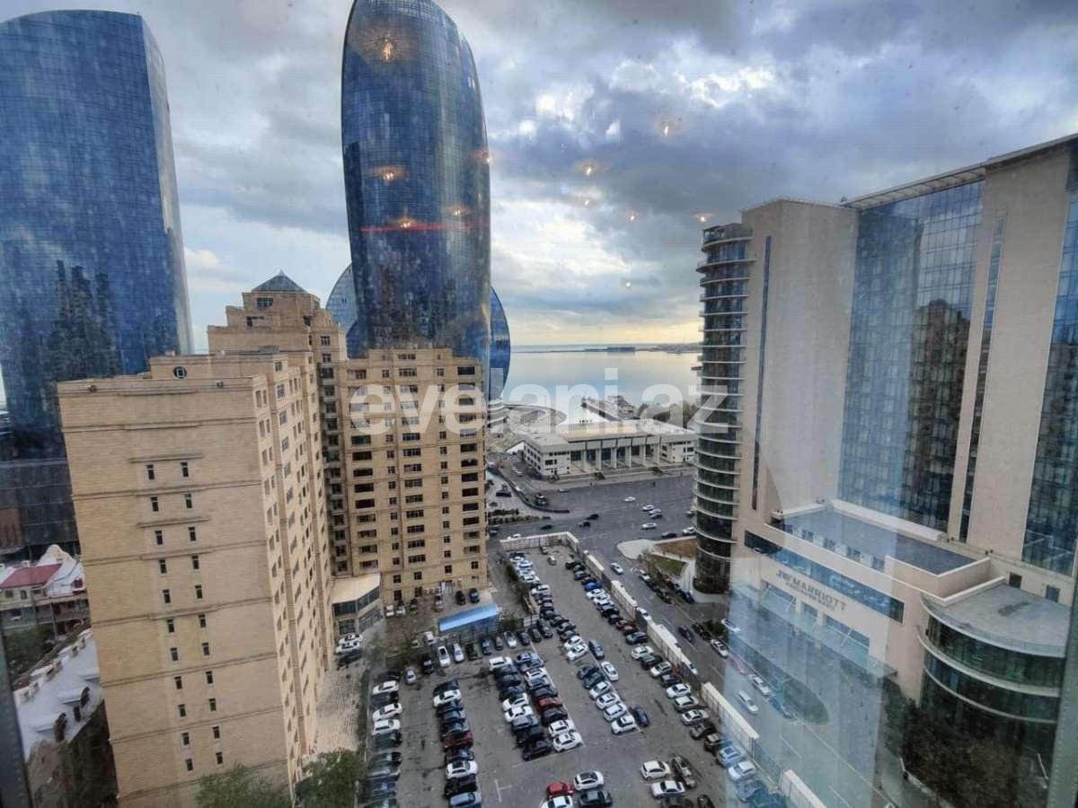 Сдаётся, новостройка, 4-комнаты, 200 m², Баку, Насиминский r, Шах Исмаил Хатаи m.