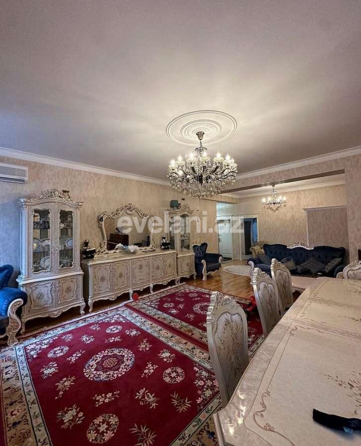 Satılır, yeni tikili, 2 otaqlı, 102 m², Bakı, Binəqədi r, 8-ci mikrorayon q, Azadlıq prospekti m.
