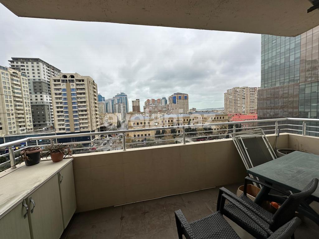 Kirayə verilir, yeni tikili, 3 otaqlı, 130 m², Bakı, Xətai r, Şah İsmayıl Xətai m.