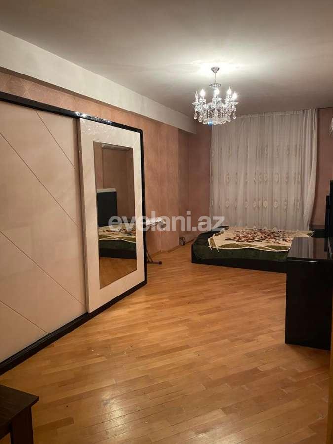 Сдаётся, вторичка, 3-комнаты, 148 m², Баку, Насиминский r, Шах Исмаил Хатаи m.
