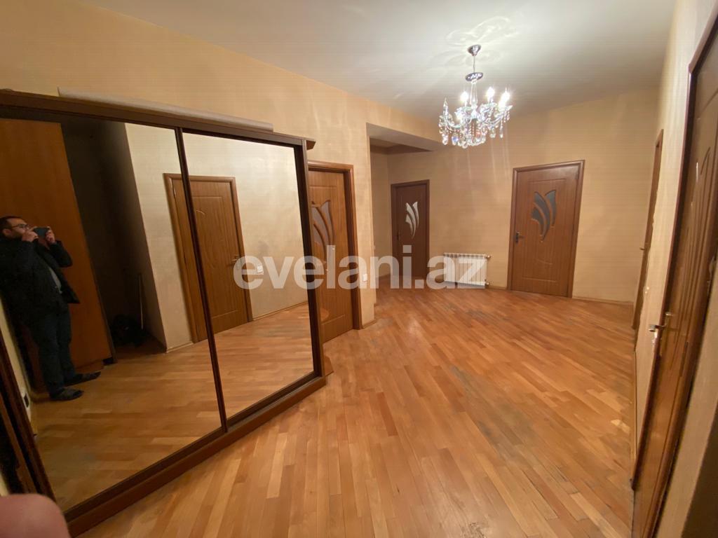 Сдаётся, вторичка, 3-комнаты, 148 m², Баку, Насиминский r, Шах Исмаил Хатаи m.