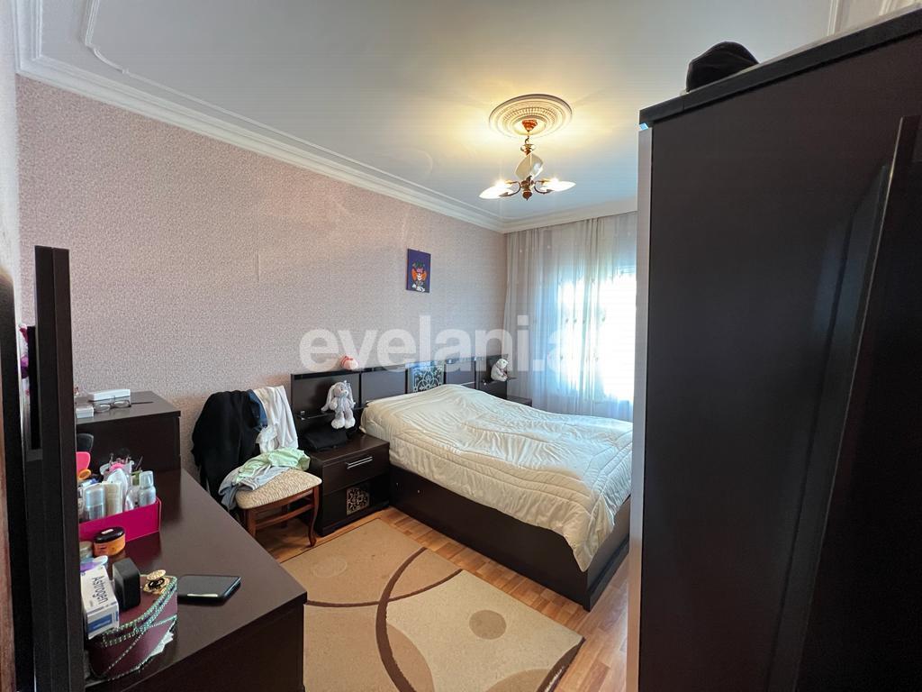 Satılır, köhnə tikili, 3 otaqlı, 80 m², Bakı, Suraxanı r, Yeni Günəşli q.