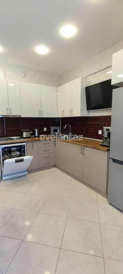 Rent, new building, 4 room, 178 m², Baku, Yasamal r.