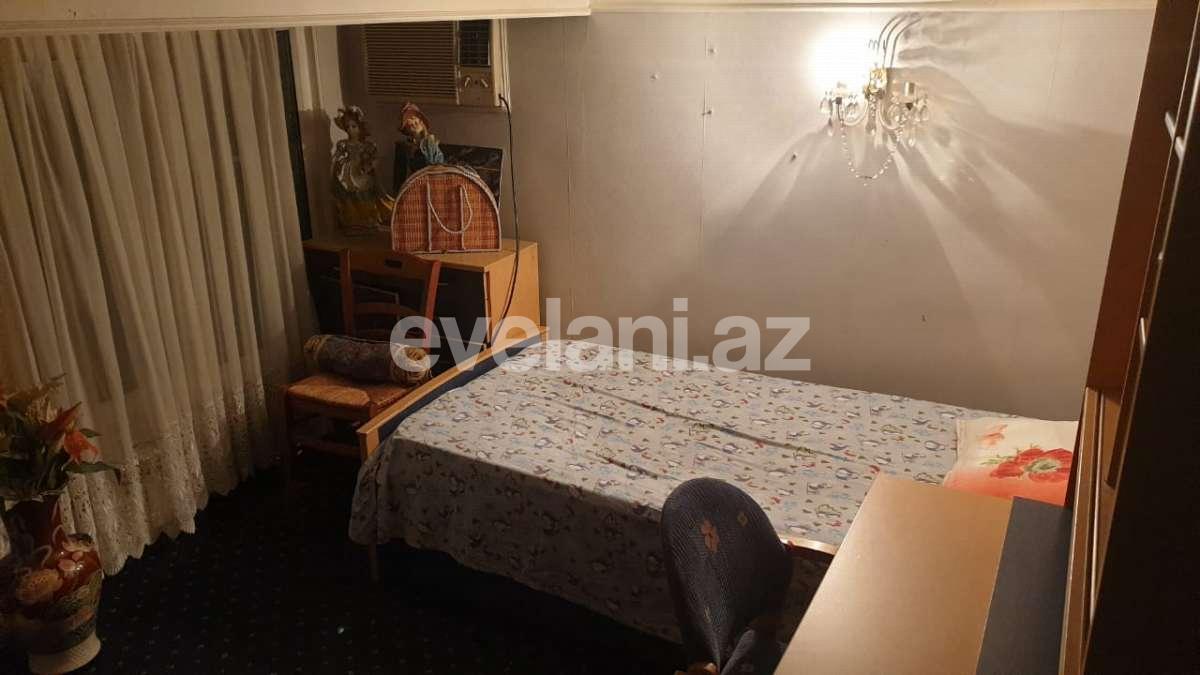 Rent, old building, 3 room, 80 m², Baku, Sabail r, Sahil m.