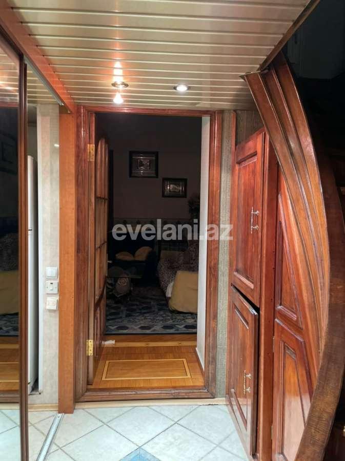 Rent, old building, 3 room, 80 m², Baku, Sabail r, Sahil m.