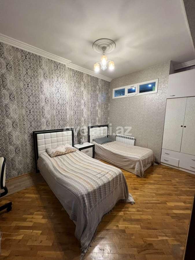 Satılır, yeni tikili, 3 otaqlı, 90 m², Bakı, Nəsimi r, 4-cü mikrorayon q, Memar Əcəmi m.