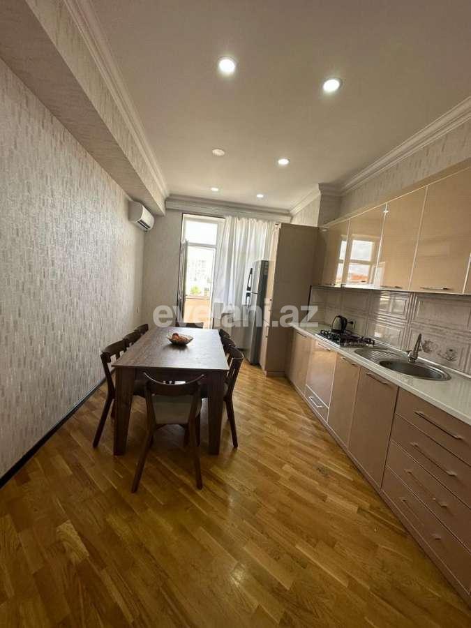 Satılır, yeni tikili, 3 otaqlı, 150 m², Bakı, Xətai r, Əhmədli m.