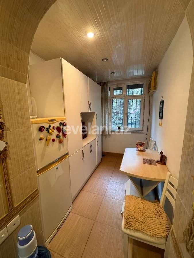 Satılır, köhnə tikili, 2 otaqlı, 55 m², Bakı, Nəsimi r.