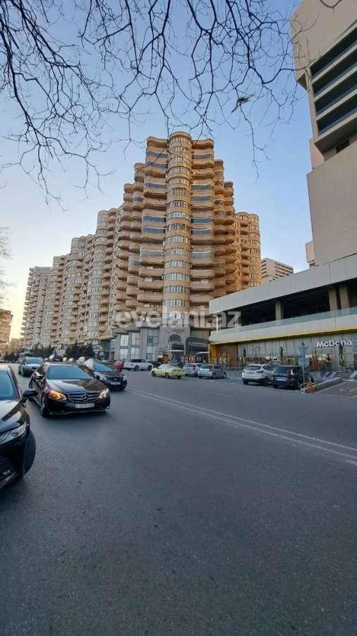 Kirayə verilir, yeni tikili, 4 otaqlı, 160 m², Bakı, Nəsimi r.