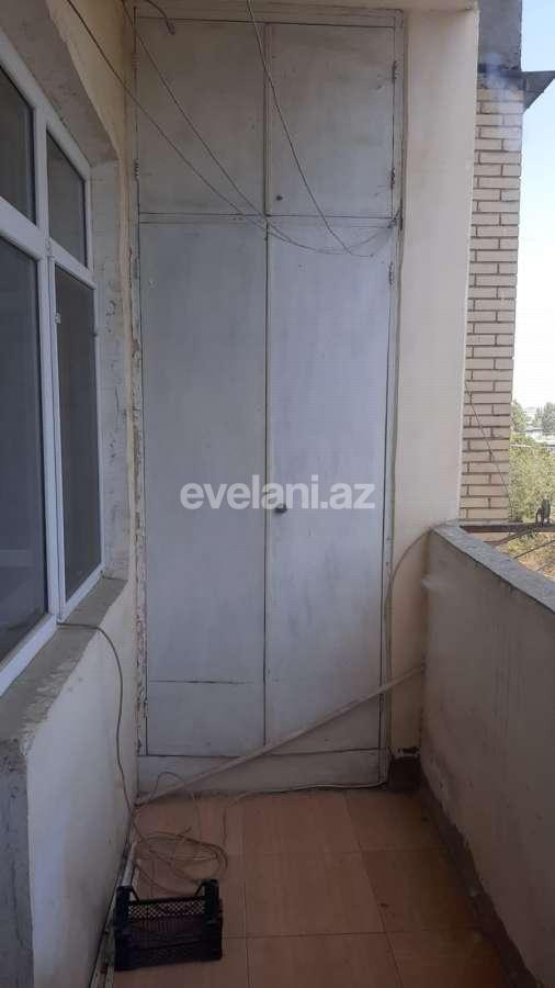 Satılır, köhnə tikili, 3 otaqlı, 70 m², Bakı, Binəqədi r, Binəqədi q.