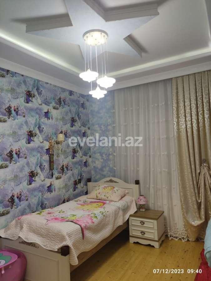 Satılır, həyət evi / bağ, 4 otaqlı, 130 m², Bakı, Binəqədi r, Azadlıq prospekti m.