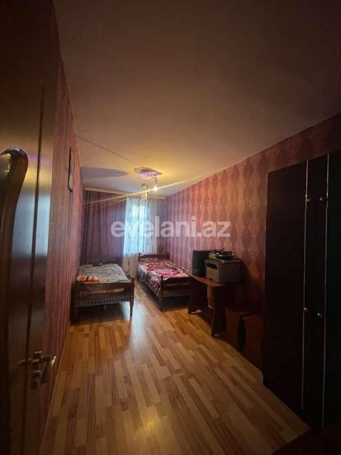 Satılır, köhnə tikili, 3 otaqlı, 70 m², Bakı, Yasamal r, Elmlər Akademiyası m.