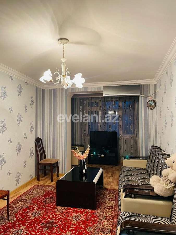 Satılır, köhnə tikili, 3 otaqlı, 70 m², Bakı, Yasamal r, Elmlər Akademiyası m.