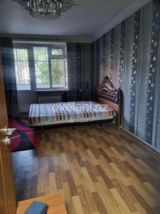 Satılır, köhnə tikili, 3 otaqlı, 70 m², Bakı, Yasamal r, Elmlər Akademiyası m.