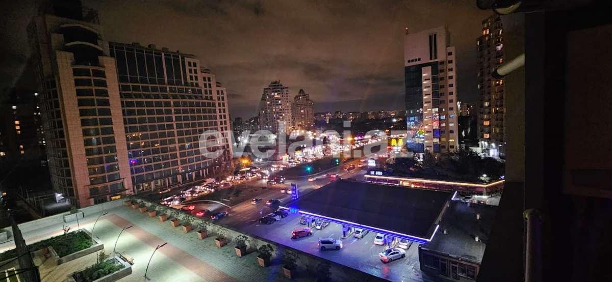 Kirayə verilir, yeni tikili, 2 otaqlı, 97.99 m², Bakı, Yasamal r, 8 Noyabr m.