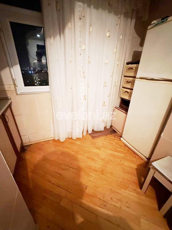 Satılır, köhnə tikili, 3 otaqlı, 70 m², Bakı, Suraxanı r, Yeni Günəşli q.