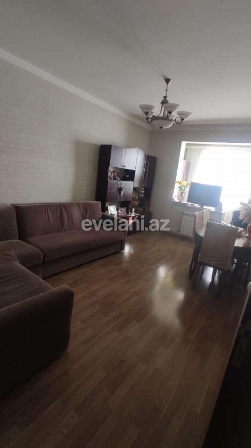 Satılır, köhnə tikili, 2 otaqlı, 59.99 m², Bakı, Nəsimi r, 2-ci mikrorayon q, Memar Əcəmi m.