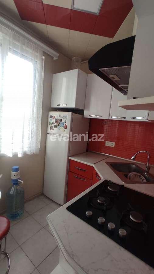 Satılır, köhnə tikili, 2 otaqlı, 59.99 m², Bakı, Nəsimi r, 2-ci mikrorayon q, Memar Əcəmi m.