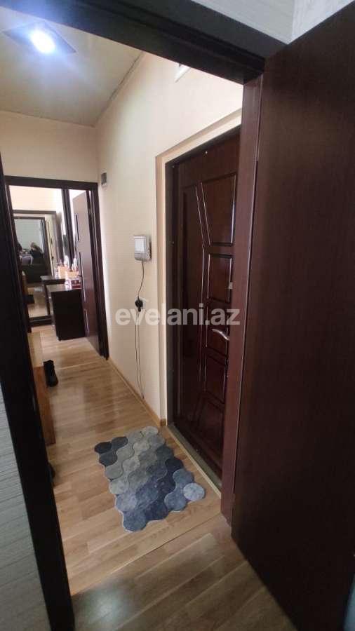 Satılır, köhnə tikili, 2 otaqlı, 59.99 m², Bakı, Nəsimi r, 2-ci mikrorayon q, Memar Əcəmi m.