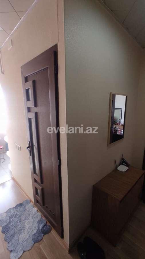 Satılır, köhnə tikili, 2 otaqlı, 59.99 m², Bakı, Nəsimi r, 2-ci mikrorayon q, Memar Əcəmi m.