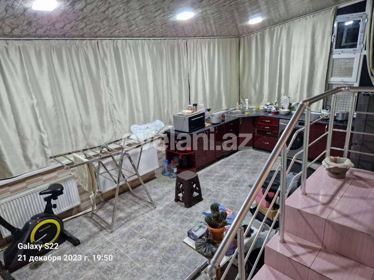 Satılır, köhnə tikili, 3 otaqlı, 95 m², Bakı, Nəsimi r, 3-cü mikrorayon q, 20 yanvar m.